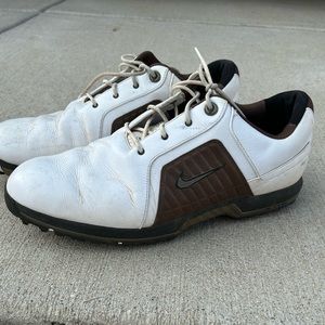 Nike men’s golf shoes